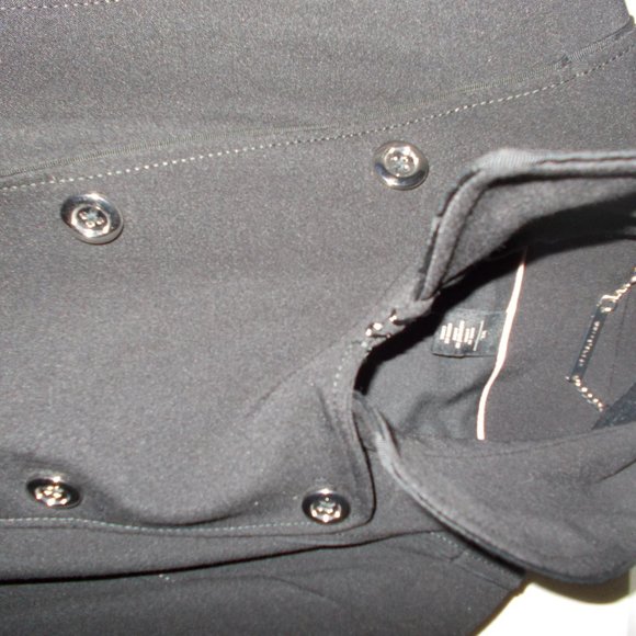 White House Black Market - Picture 6 of 16